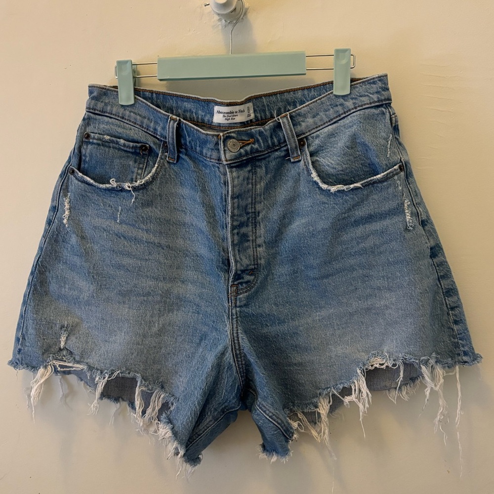 Abercrombie Curve Love High Rise Dad Shorts